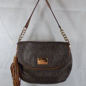 Michael Kors Jet Set Medium Tassel Shoulder Bag